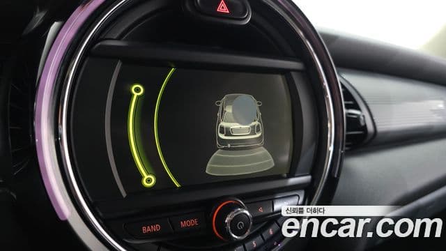 Mini Cooper D 3세대, 2017 15