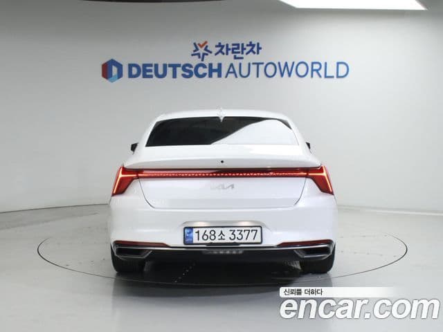 Kia K8 Signature, 2023 4