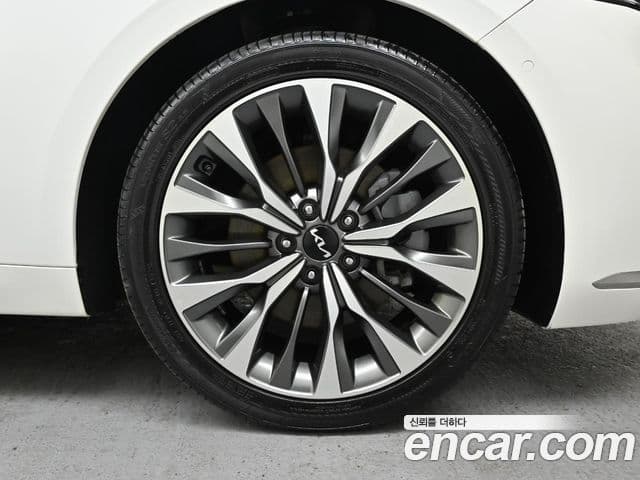 Kia K8 Signature, 2023 все фото