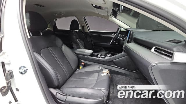 Kia K5 3세대 Trendy, 2023 10