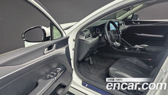Kia K5 3세대 Trendy, 2023 11
