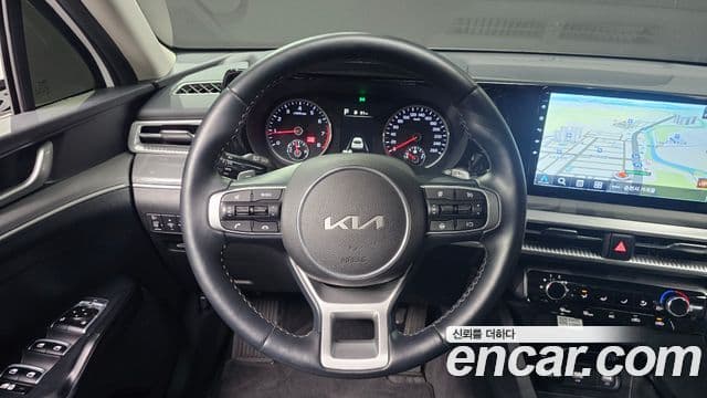 Kia K5 3세대 Trendy, 2023 12