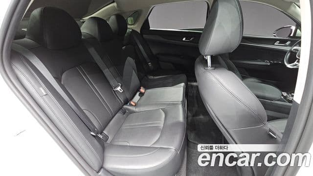 Kia K5 3세대 Trendy, 2023 18