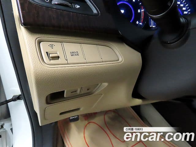 Hyundai Grandeur HG Modern, 2015 15