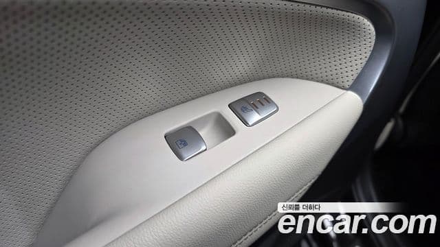 Genesis G70 Elite, 2020 18