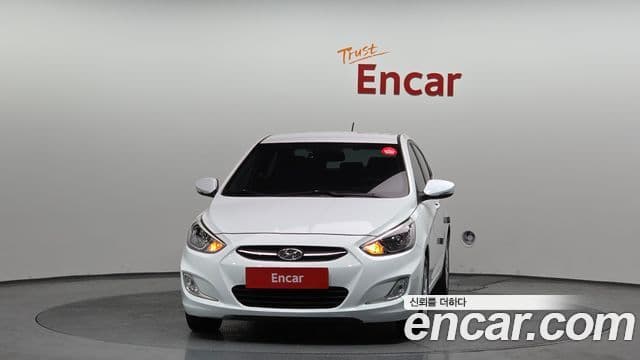 Hyundai Accent(новый кузов / новое поколение) Modern, 2015 3