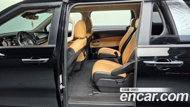 Kia Carnival 4세대 Prestige, 2022 12