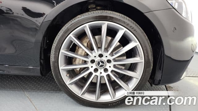 Mercedes-Benz E-класс W213 AMG Line, 2022 все фото