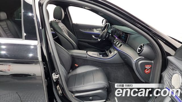 Mercedes-Benz E-класс W213 AMG Line, 2022 11