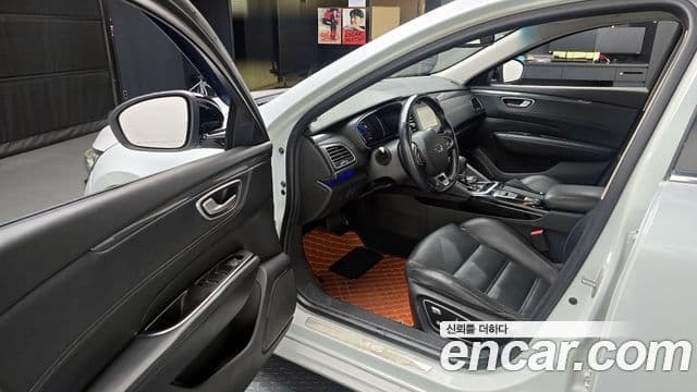 Renault Korea(Samsung) SM6 2.0 LPe LE (для людей с инвалидностью), 2017 11