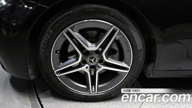 Mercedes-Benz E-класс W213 AMG Line, 2023 все фото