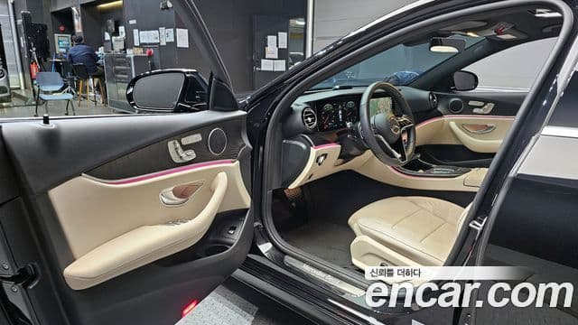 Mercedes-Benz E-класс W213 AMG Line, 2023 11