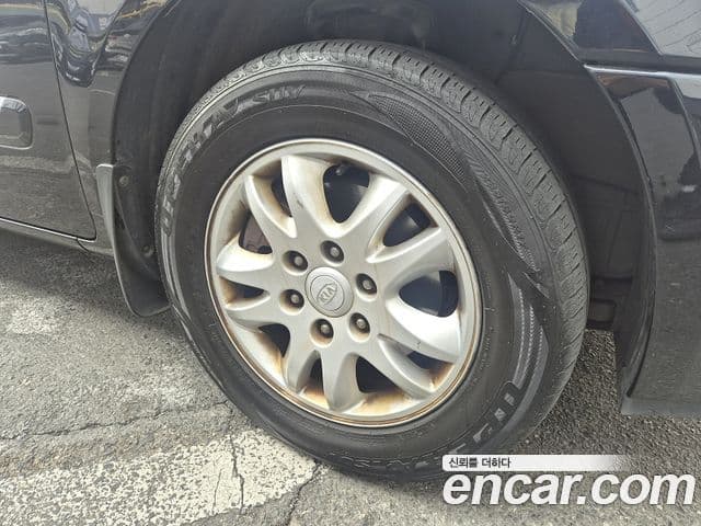 Kia Carnival R R Special, 2011 6
