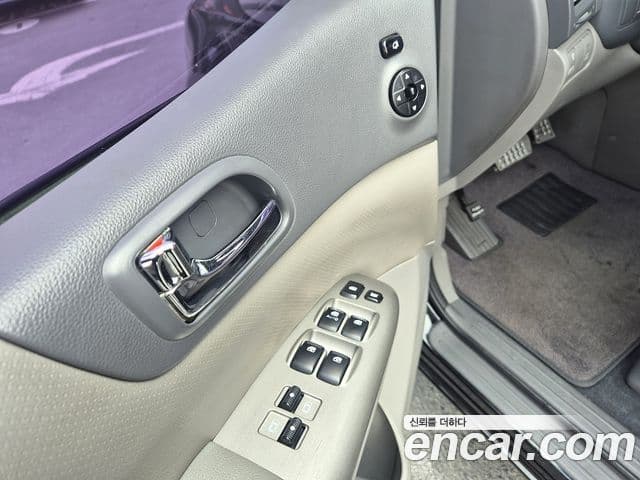 Kia Carnival R R Special, 2011 13