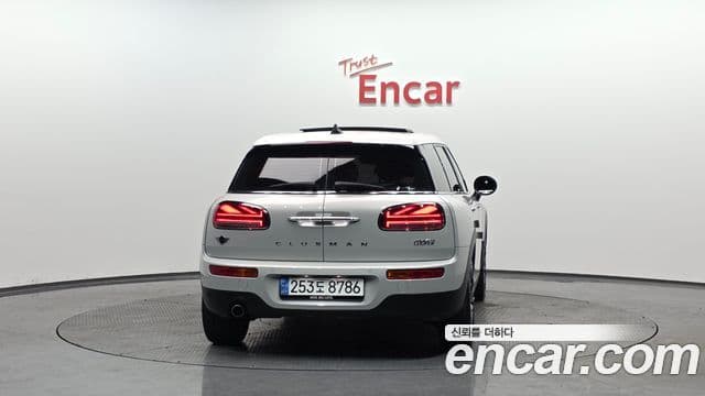 Mini Cooper 클럽맨 2세대, 2023 4