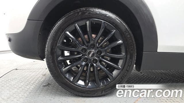 Mini Cooper 클럽맨 2세대, 2023 все фото