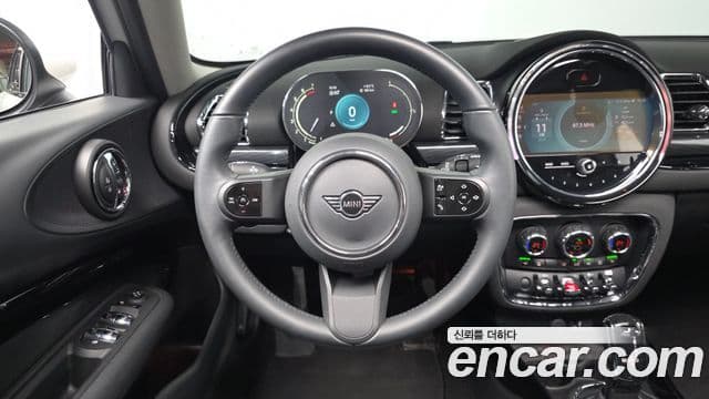 Mini Cooper 클럽맨 2세대, 2023 13