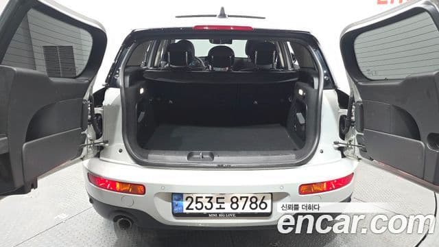 Mini Cooper 클럽맨 2세대, 2023 20