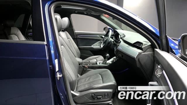 Audi Q3 (F3) Premium, 2023 10