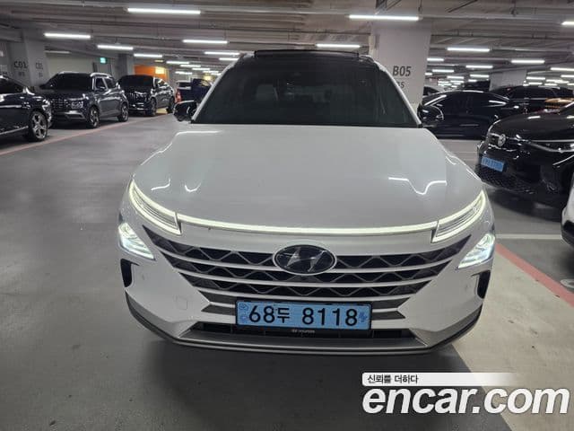 Hyundai NEXO Premium, 2023 1