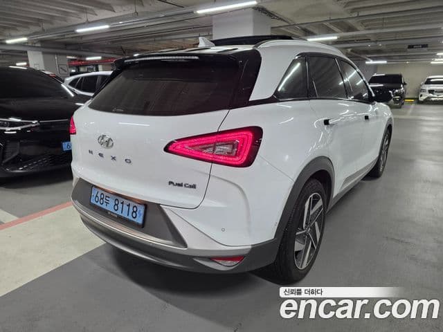 Hyundai NEXO Premium, 2023 4