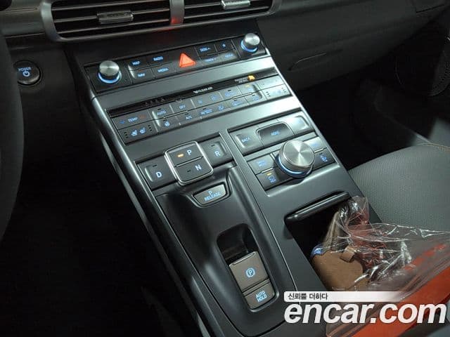 Hyundai NEXO Premium, 2023 11