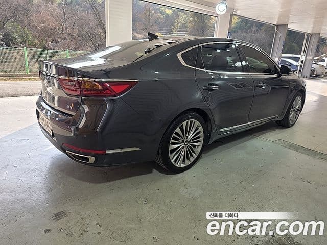 Kia All New K7 Noblesse, 2017 4