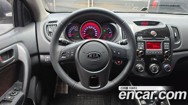 Kia Forte купе Prestige, 2012 14