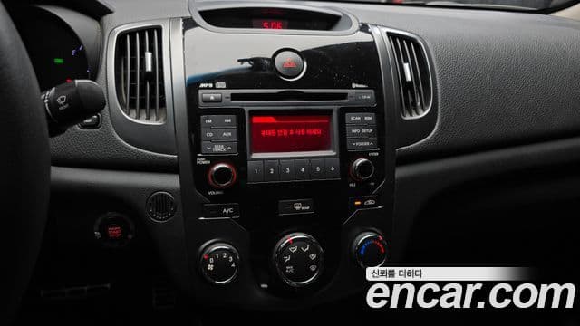 Kia Forte купе Prestige, 2012 15