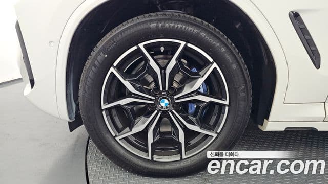 BMW X4 (G02) xDrive20i M Sport, 2023 все фото