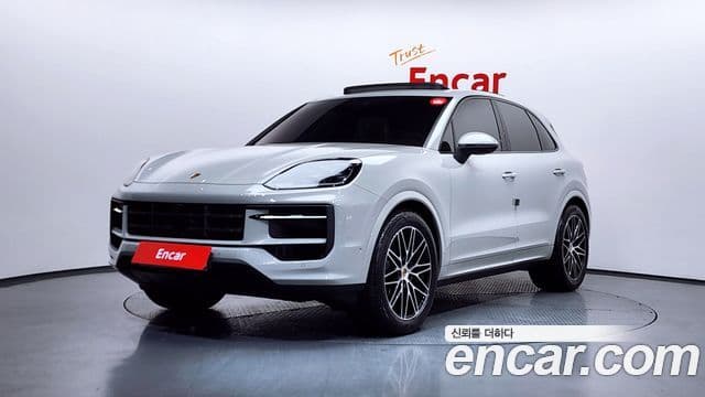 Porsche Cayenne (PO536), 2025 1