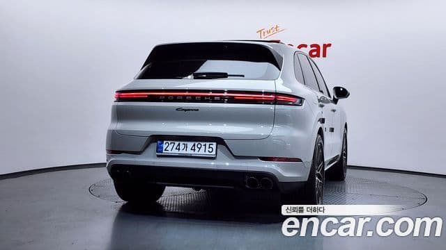 Porsche Cayenne (PO536), 2025 4