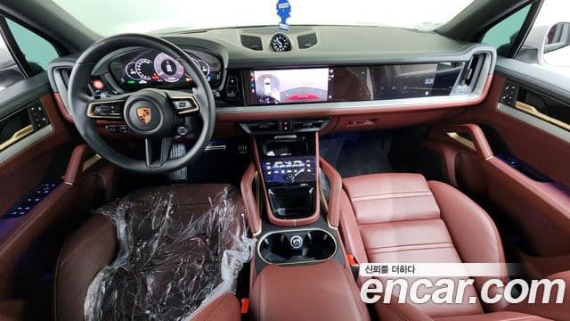 Porsche Cayenne (PO536), 2025 7