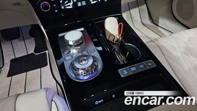 Genesis G80 (RG3) бензин 2.5 турбо AWD, 2025 9