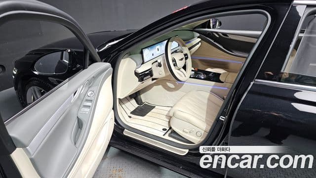 Genesis G80 (RG3) бензин 2.5 турбо AWD, 2025 10