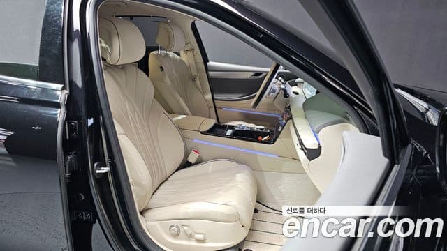 Genesis G80 (RG3) бензин 2.5 турбо AWD, 2025 11