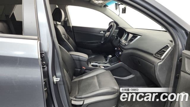 Hyundai All New Tucson Modern, 2017 11