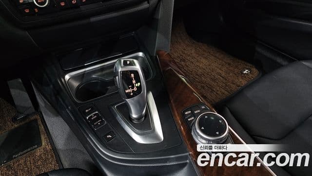 BMW 3시리즈 (F30), 2015 9