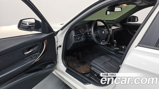 BMW 3시리즈 (F30), 2015 10