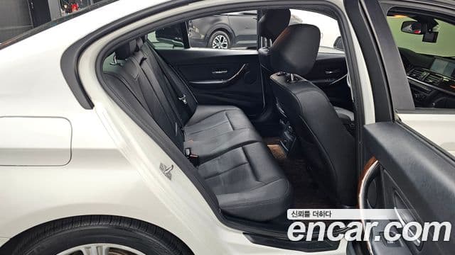 BMW 3시리즈 (F30), 2015 12