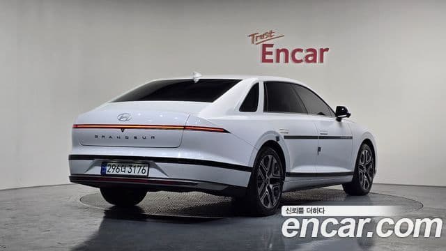 Hyundai Grandeur гибрид (GN7) Exclusive, 2023 2
