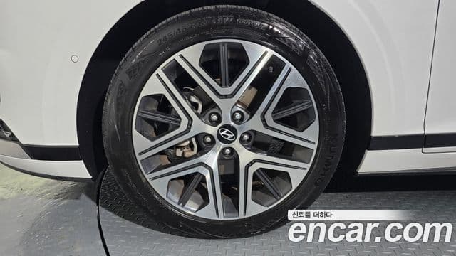 Hyundai Grandeur гибрид (GN7) Exclusive, 2023 все фото