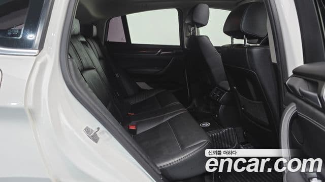 BMW X4 (F26), 2016 12