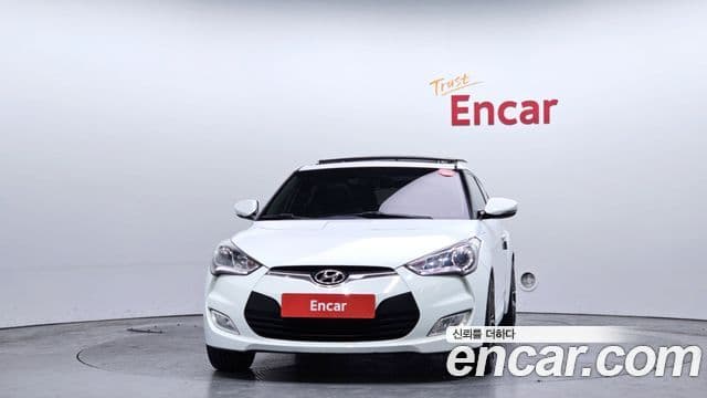 Hyundai Veloster Unique, 2012 3
