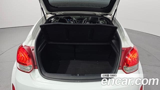 Hyundai Veloster Unique, 2012 20