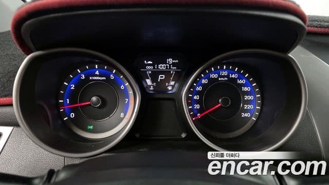 Hyundai Avante MD M16 GDI Smart, 2013 8