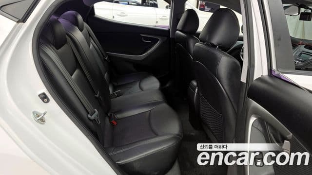 Hyundai Avante MD M16 GDI Smart, 2013 12