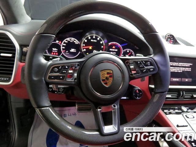 Porsche Cayenne (PO536) 4.0 турбо купе, 2022 8