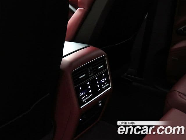 Porsche Cayenne (PO536) 4.0 турбо купе, 2022 15