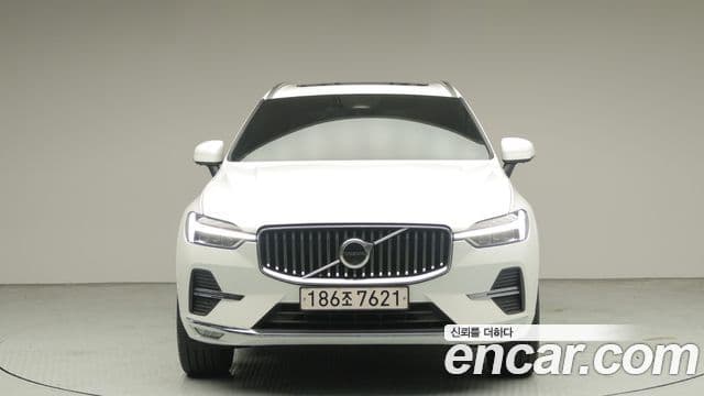 Volvo XC60 2세대 B5 Ultra Bright, 2025 2